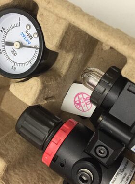 亚德客AFR2000油水分离器AFC200001  带精密表