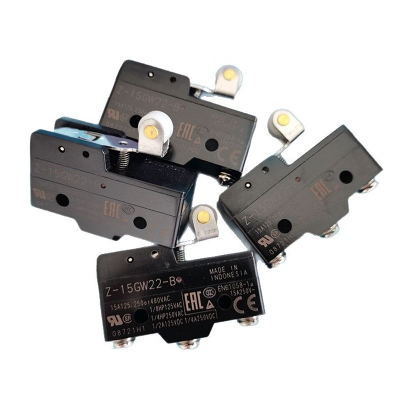 销售方形接近E2S-Q11 E2S-Q25 E2S-Q24超小感应光电传感器开关