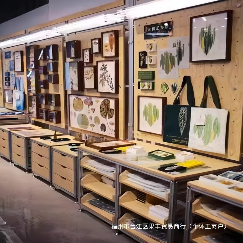 铝型材桦木陈列货柜墙上带灯洞洞板装饰架创意架饰品店落地展示架