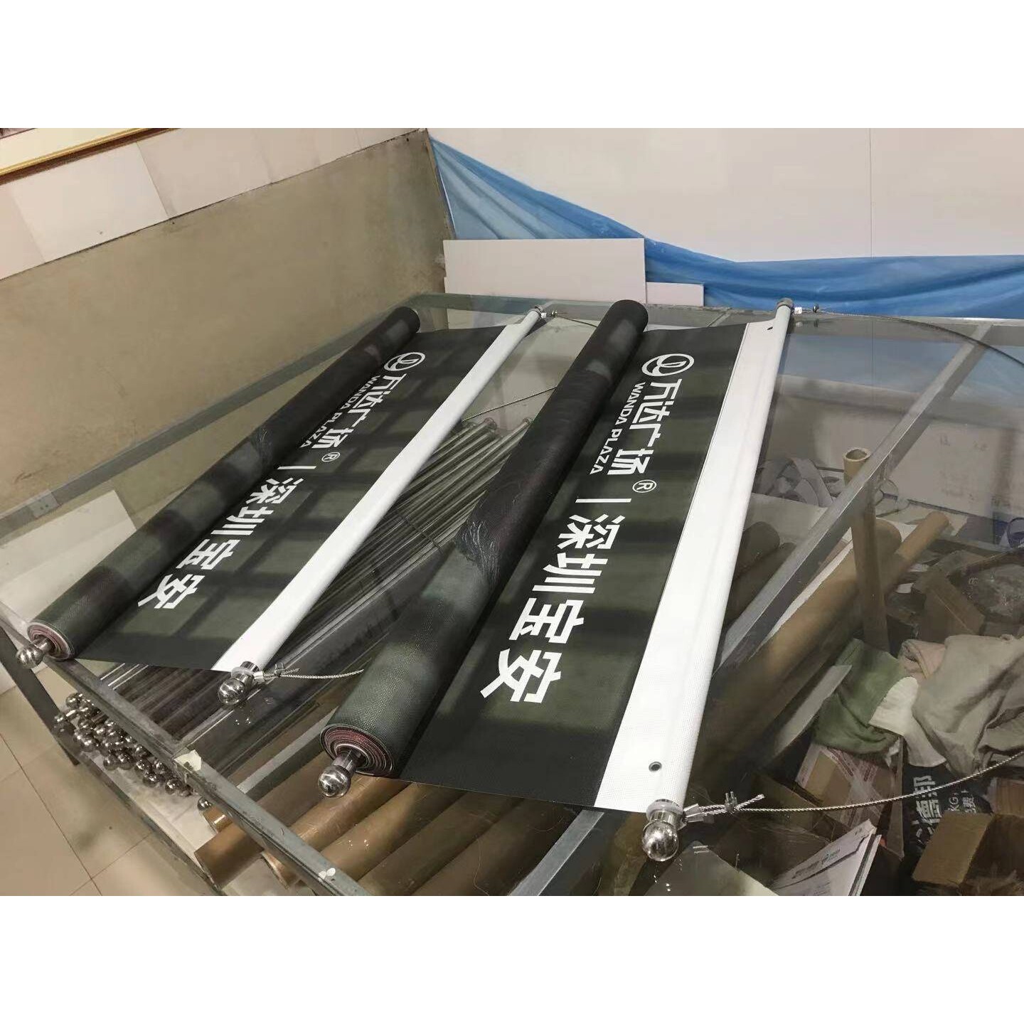 UV网格布双面透吊幔夹黑双喷布广告喷绘售楼4S店吊旗商场橱窗挂旗