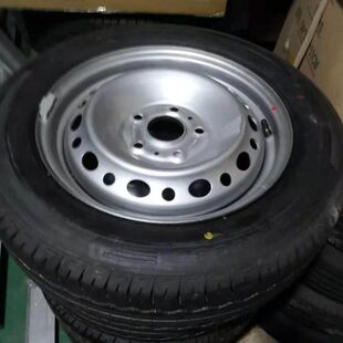 适用上汽大通EV30钢圈轮胎铁钢圈轮毂大通EV30轮毂钢圈带轮胎原厂