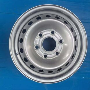 适用 五菱扬光EV货车新能源钢圈铁圈轮毂15寸6孔加厚轮胎总成备胎