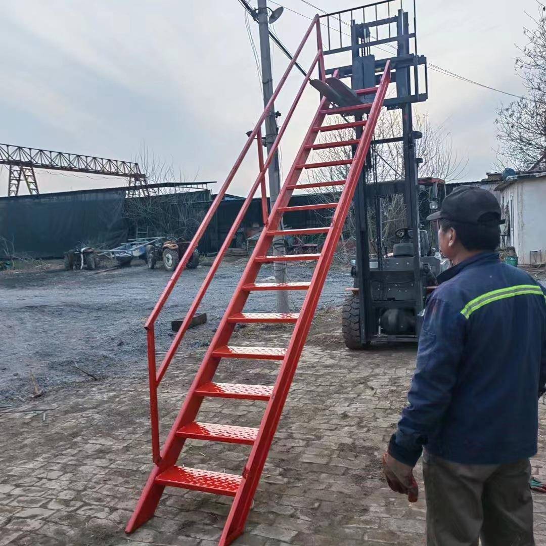 基坑坡楼梯建ECV筑工地施工安全梯扶带扶手现货钢结构梯基斜坑爬