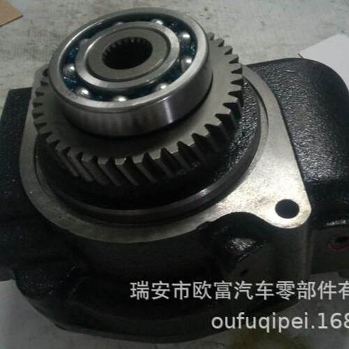 汽车配件叉车水泵D250BD25C2W80021727766冷却剂泵通用水泵