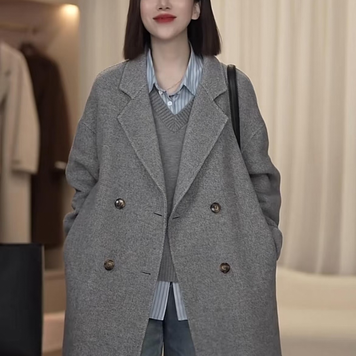 韩版灰色毛呢大衣女中长款双排扣西装领高级感通勤外套