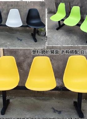 连体排塑椅料联排座椅三位机场室外椅运场公VKN司坐凳动防人水休