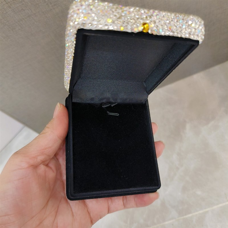高档丝绒镶钻翻盖求婚戒指盒婚礼仪式交换对戒首饰盒戒指收纳盒潮
