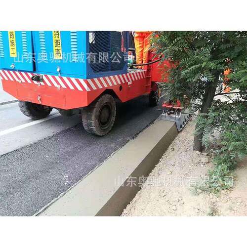 路沿功石膜906滑膜机多能全自动拦水带滑模机柴油拦水厂带滑机家