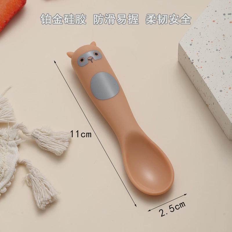 卡通可爱羊驼款宝宝辅食软勺铂金硅胶儿童餐具婴儿勺子碗喝水新款