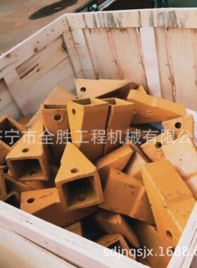 卡CAT374挖掘机岩石斗齿222-7700链轨总成 260节距履带板