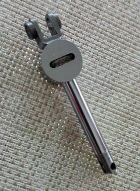 装机飞mE无X针5214拷边机杆上弯摇包缝a机上弯针架EX锁边机摇杆