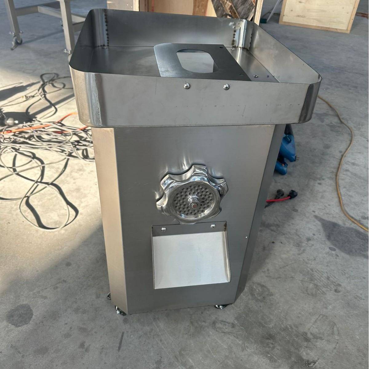 立式绞肉机多功能商用绞肉机电动不锈钢大功率碎肉馅绞肉机灌肠机