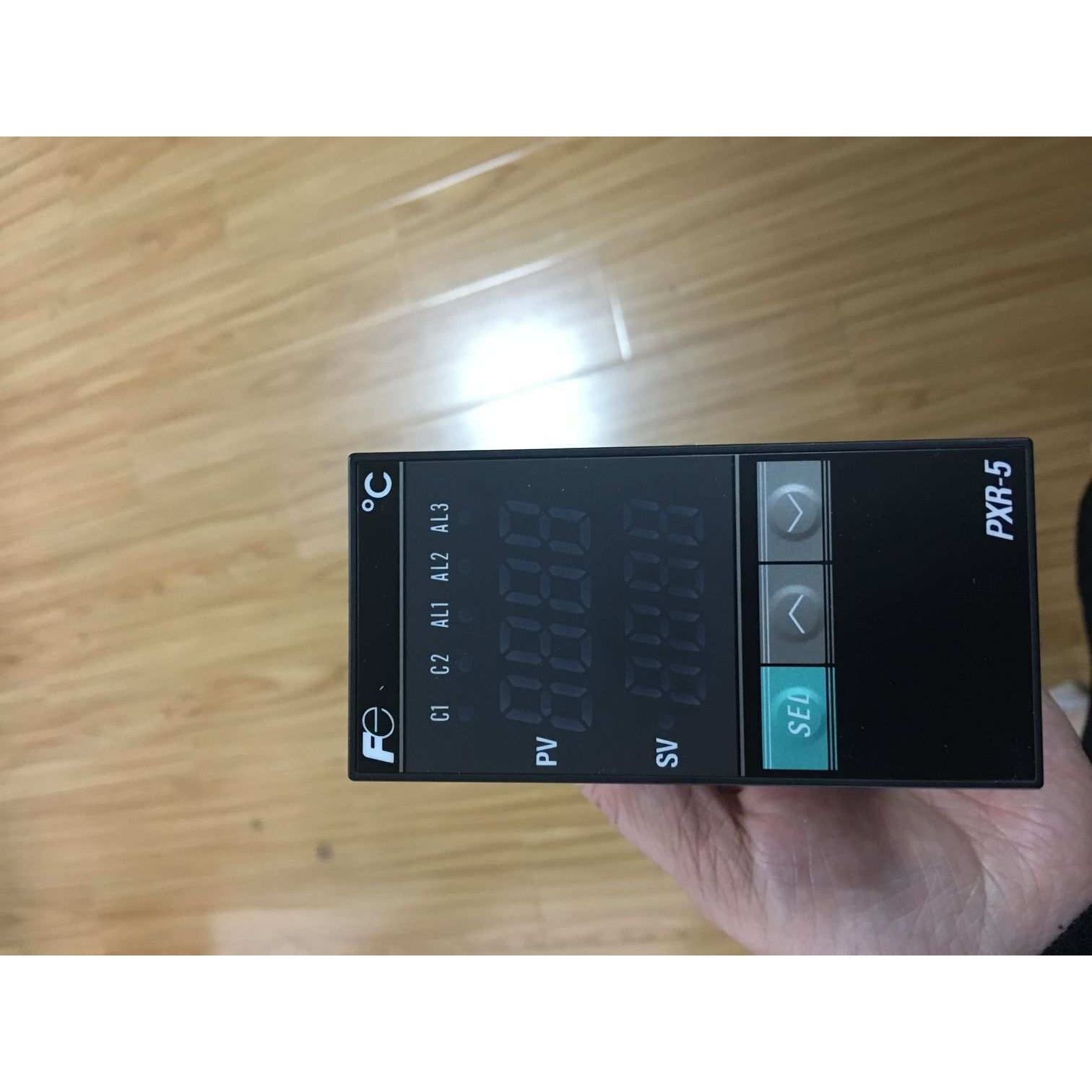 供应富士温控表PXF5ACY2-FW100