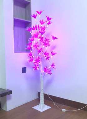 客厅卧室橱窗LED树灯节日庆典摆件北欧风格装饰灯布置插电红色花