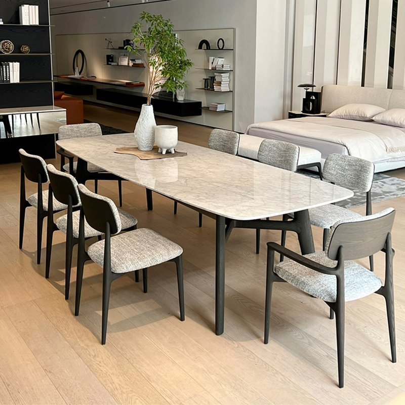 天然细花白奢石餐桌意式极简长方形别墅大平层可定制实木脚餐桌