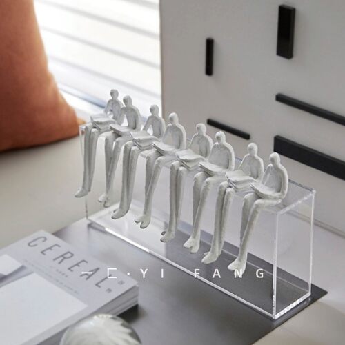 一匚现代样板房书l房书柜看书小人摆件飘窗客厅茶几售楼处软装饰