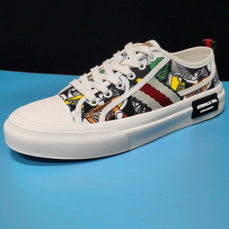 男鞋2025新款透气韩版男士春夏软底帆布鞋男款板鞋青少年黑色布鞋