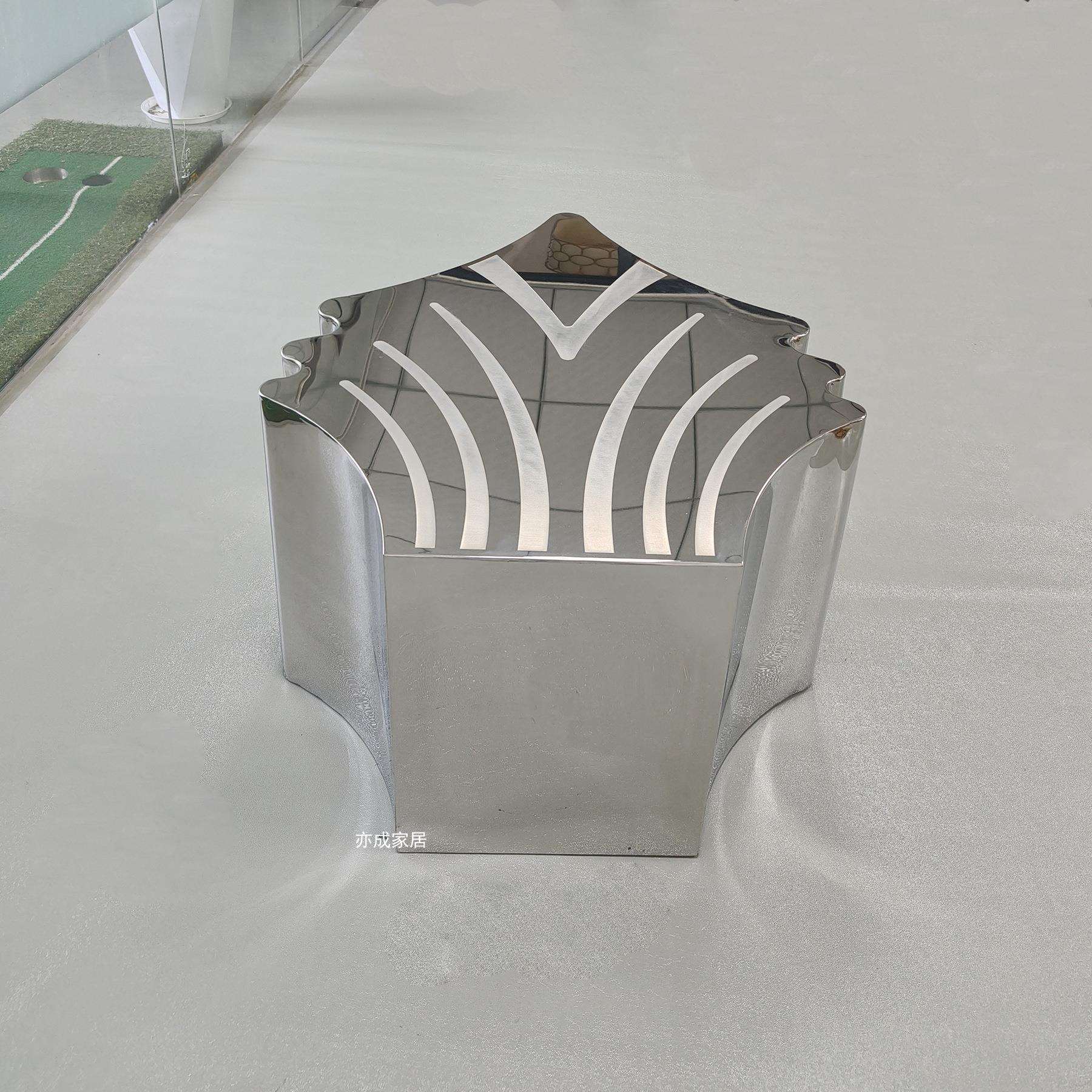 现代简约不锈钢创意个性轻奢茶几设计师别墅酒店大平层客厅茶几