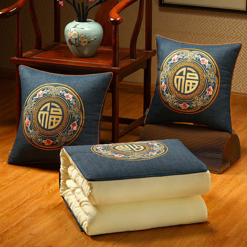 中式抱枕被子两用高档汽车靠枕被子二合一多功能车载可折叠抱枕被