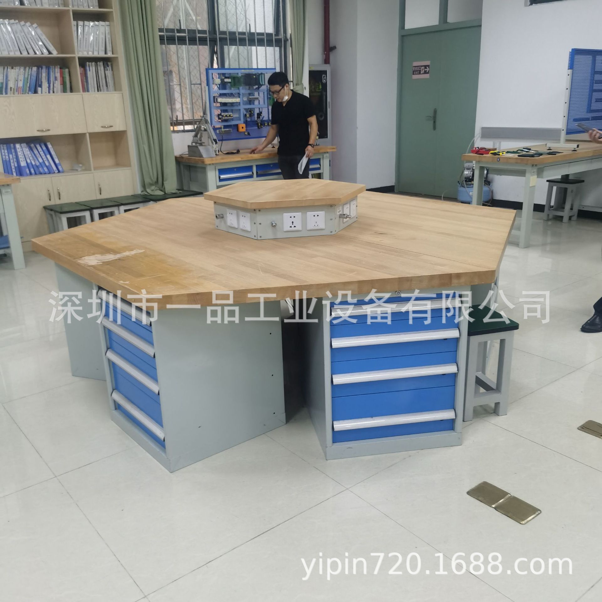 一品六角钳工台钳工实训台深圳大学六角钳工桌六角钳工实训工作桌