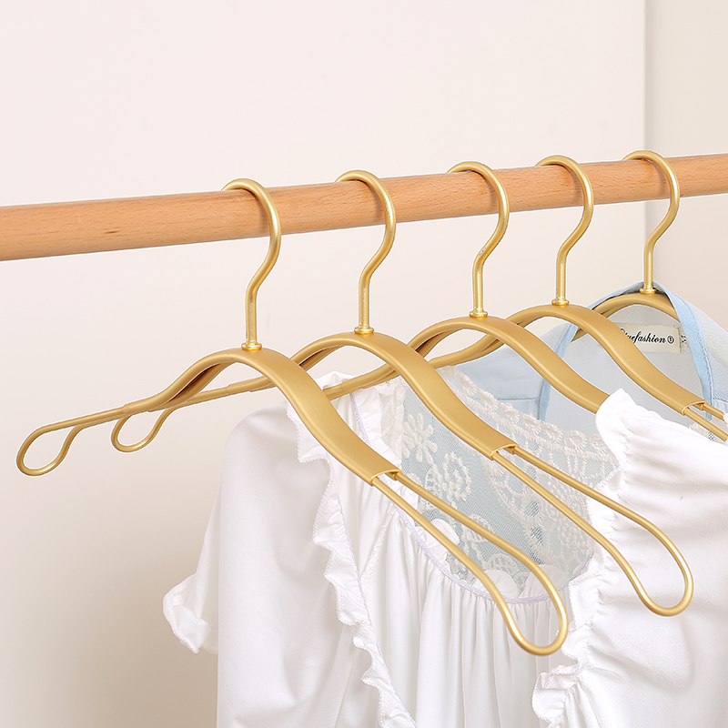 衣架铝合金无痕不鼓包衣架子衣挂晾衣加宽金色不锈钢衣撑成人家用