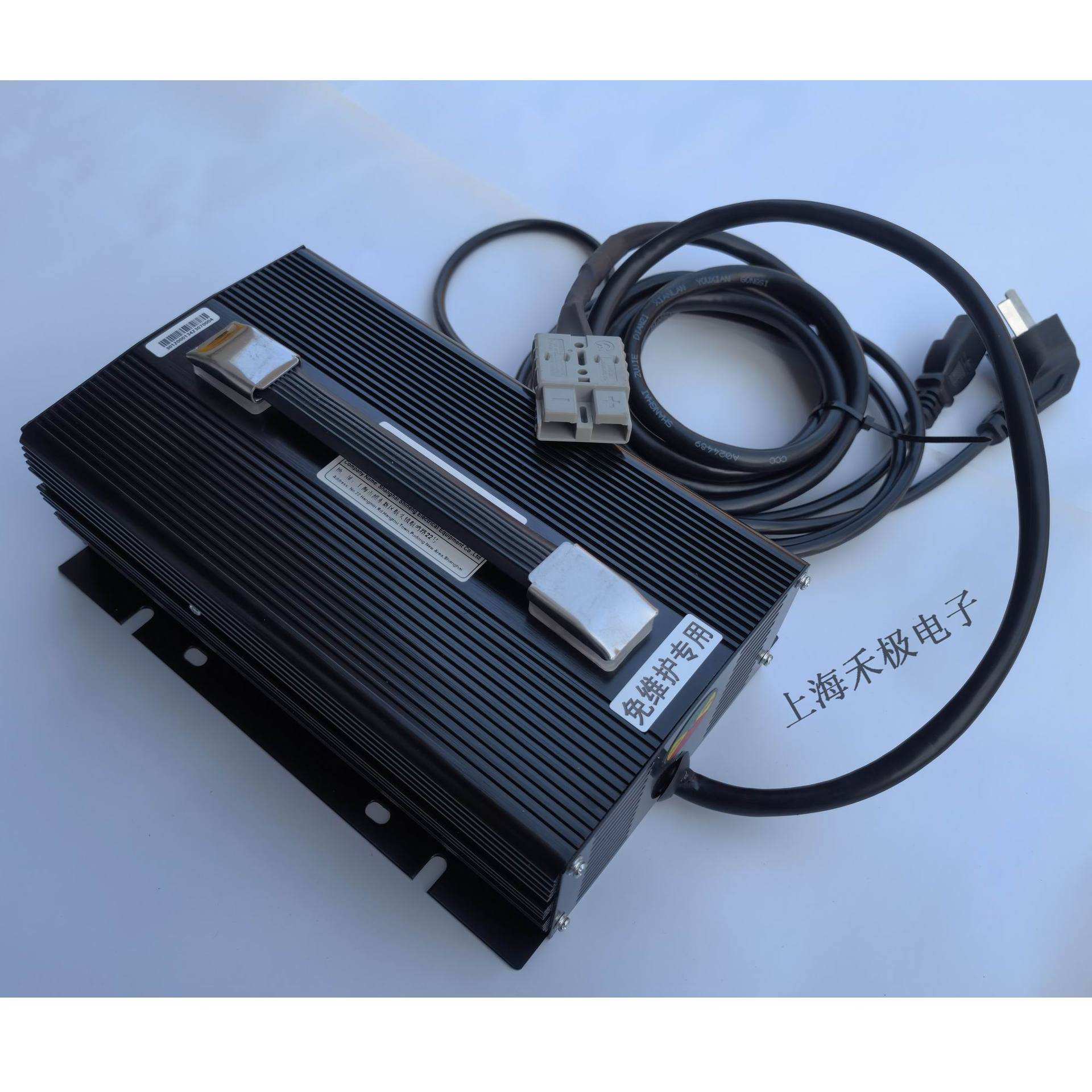 SN施能全自动充电机 免维护铅酸蓄电池充电器CZC7-12V15A