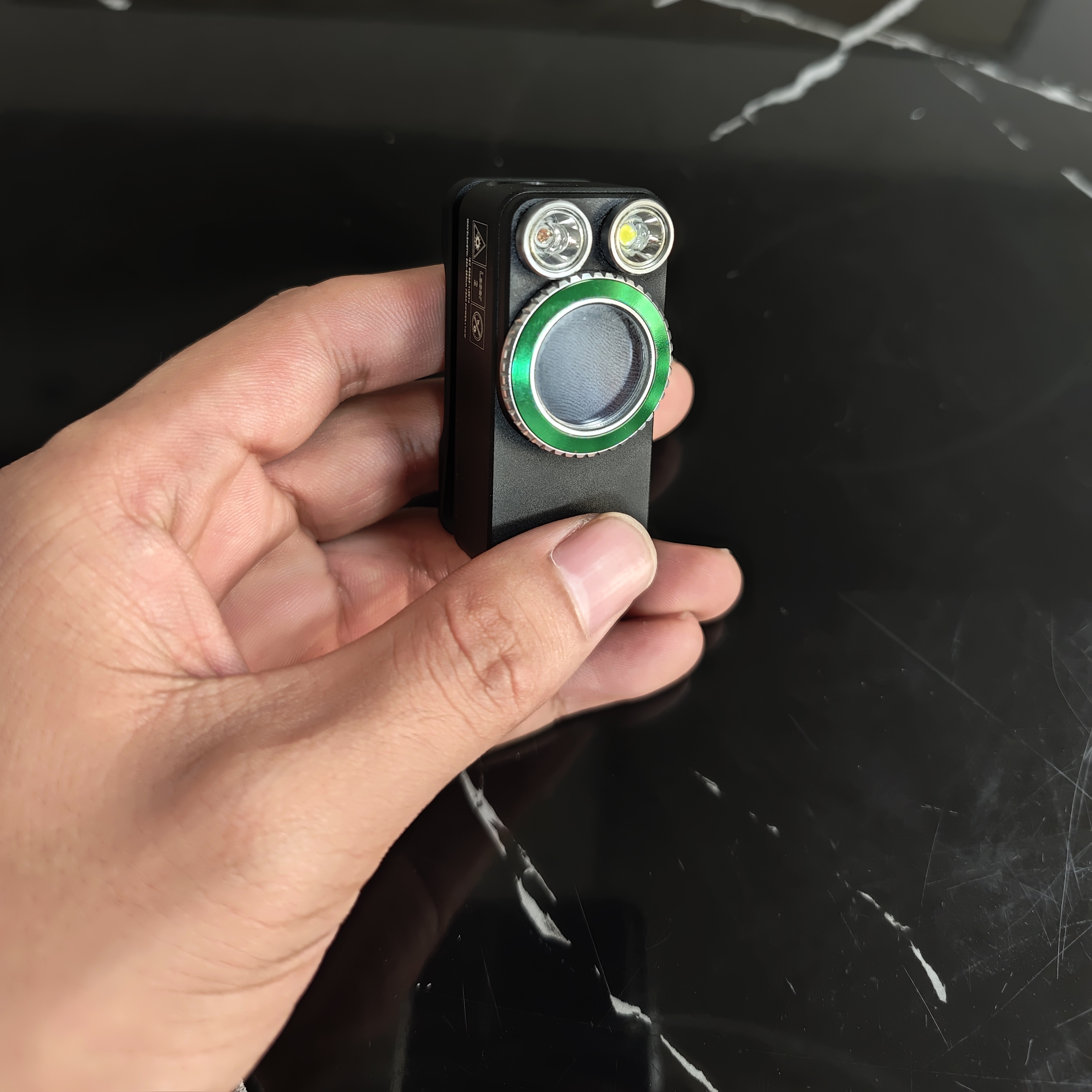 可测距离户外照明手迷你电筒