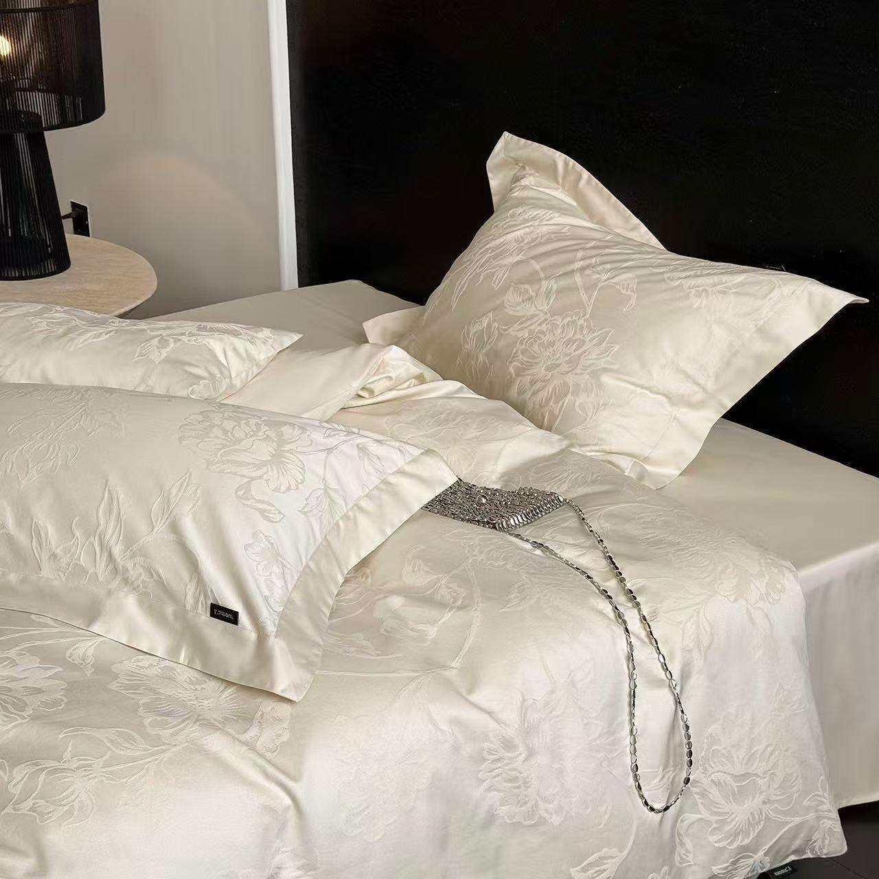 100支提花贡缎长绒棉四件套简约感裸睡床单被套纯棉床品