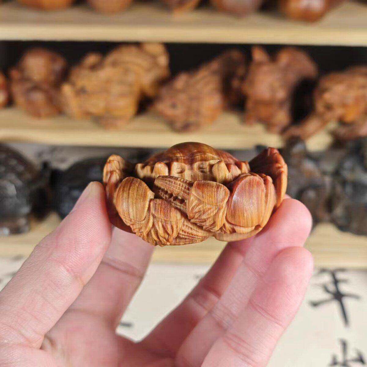 崖柏陈化料玩木雕招财螃蟹010工艺摆件方来财运八亨通实心财文把