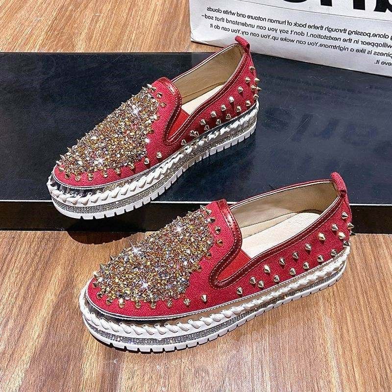 一脚蹬春秋红人鞋子豆豆男情侣社会潮鞋板鞋铆钉快手韩版小伙百搭,女鞋,浅口单鞋,淘宝优惠券,粉丝福利购,淘宝优惠卷