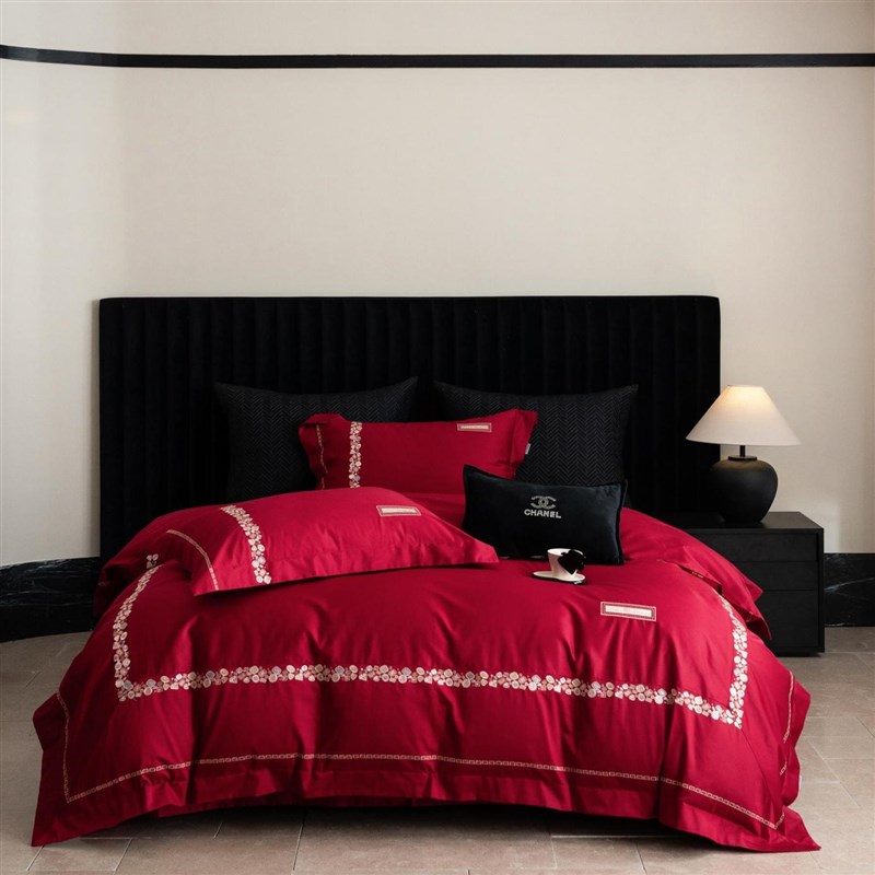 高级感简约100全棉婚庆四件套刺绣大红色结婚房被套床上用品4