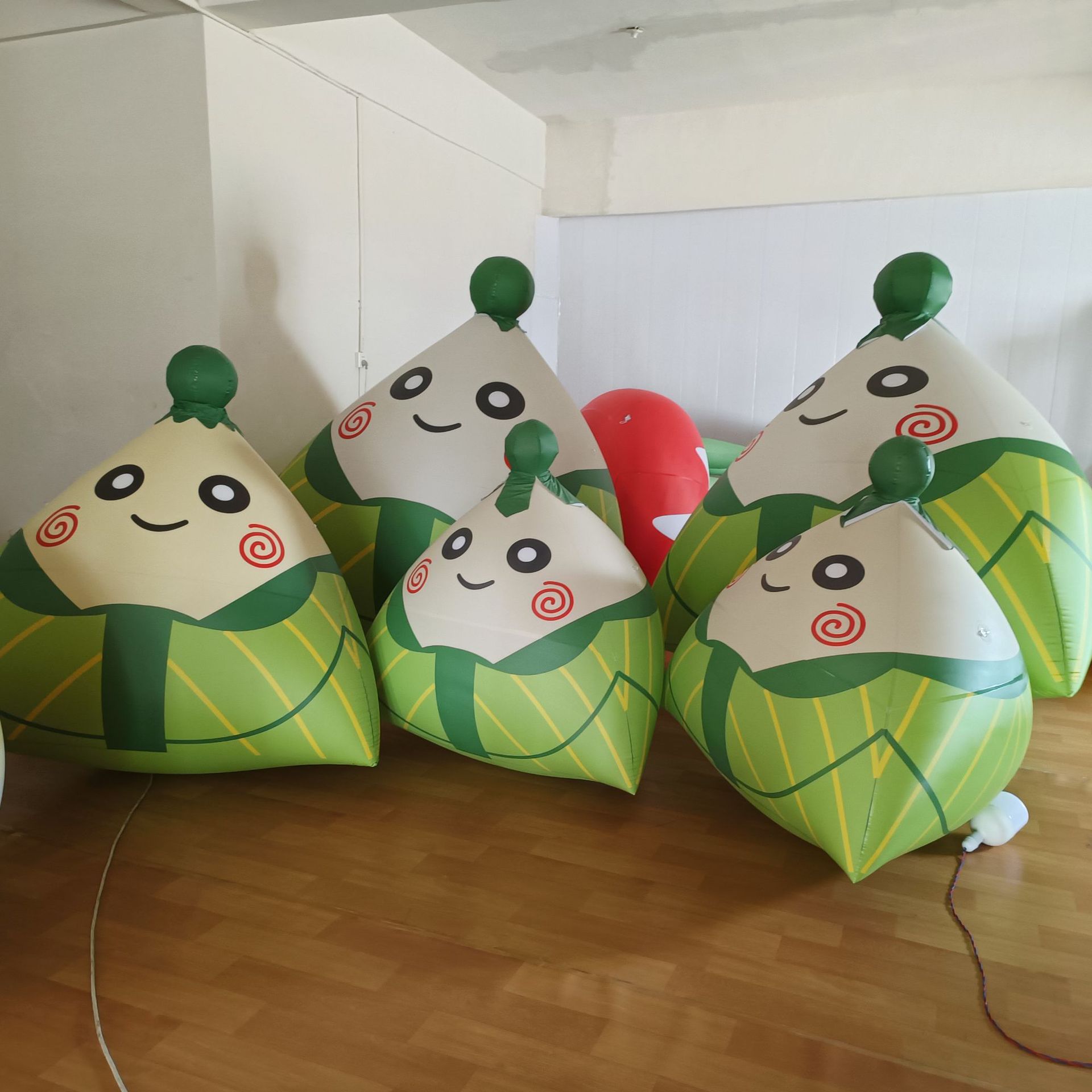 端午气模粽子商场商店美陈橱窗布置展示道具几日氛围设计喷绘充气