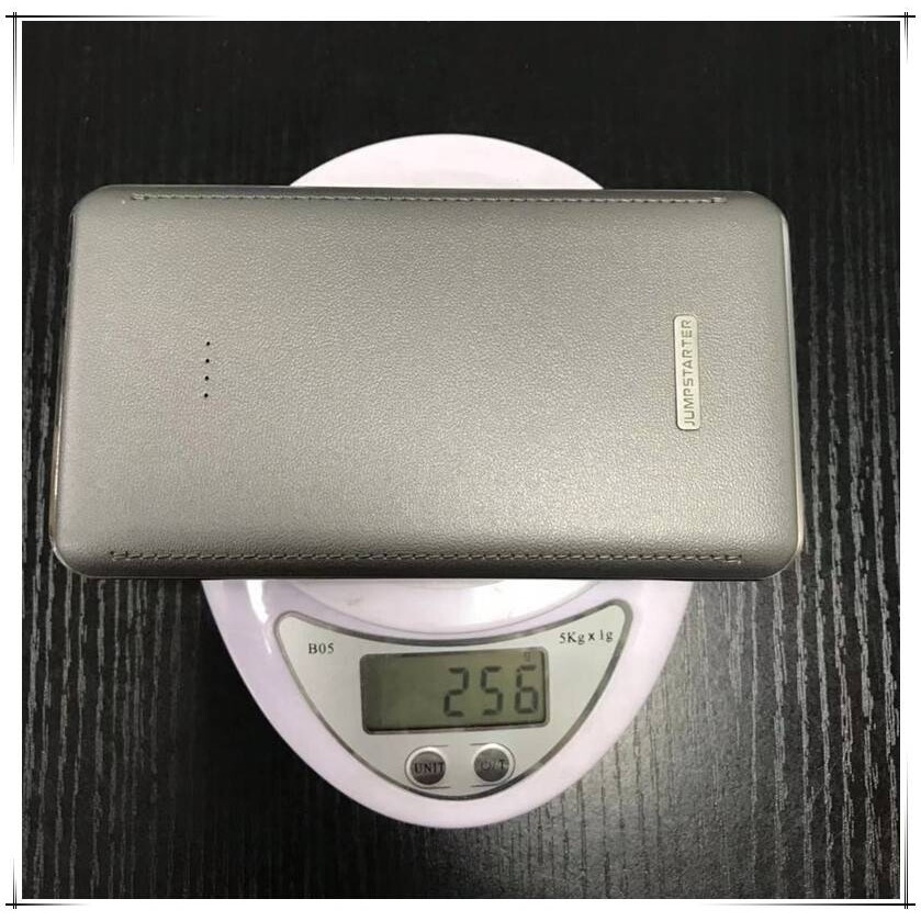 汽车启动点火应急启动12V多功能超薄汽车启动电源柴汽双启应急