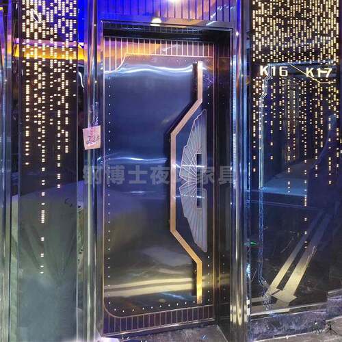 铁艺箱工业风装门厕所门377集篮球场艺门铁门集装箱餐厅学校卫生