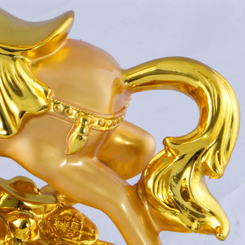 送老公马摆件办公室客厅新年桌面装饰吉祥工艺品马到成功酒柜摆设