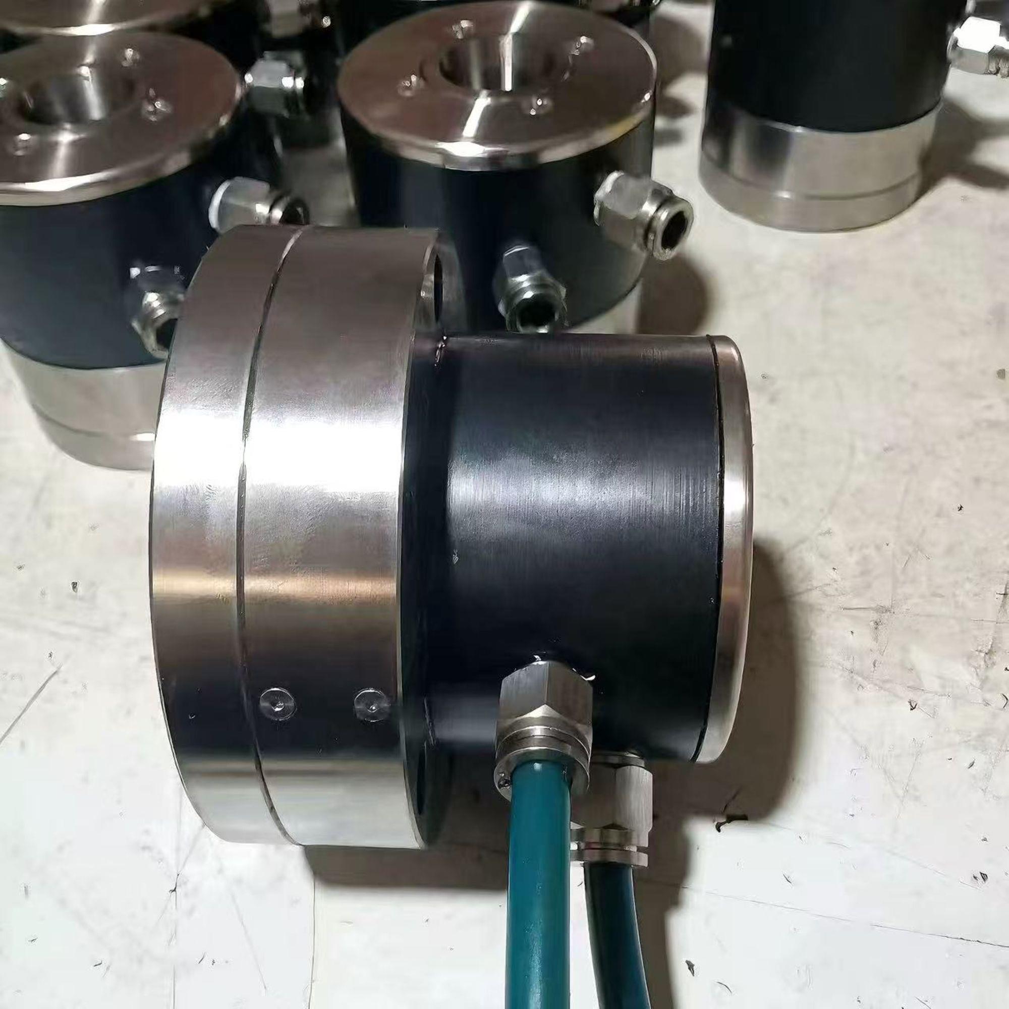 15型中空回转卡盘高精度