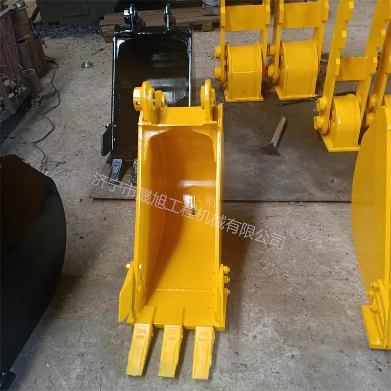 厂家直供三一75挖机挖斗挖机标准斗挖斗岩CQP土石斗方清淤斗配件