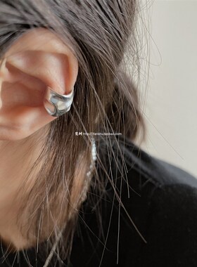 梵树For handmadet-《明日预告》925银 哑光肌理纹路 宽型耳骨夹