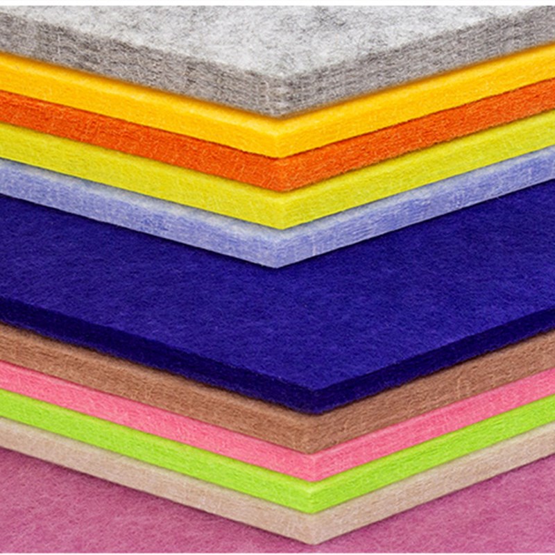 幼儿园彩色毛毡k板照片墙展示板自粘留言板吸音板公告栏软木