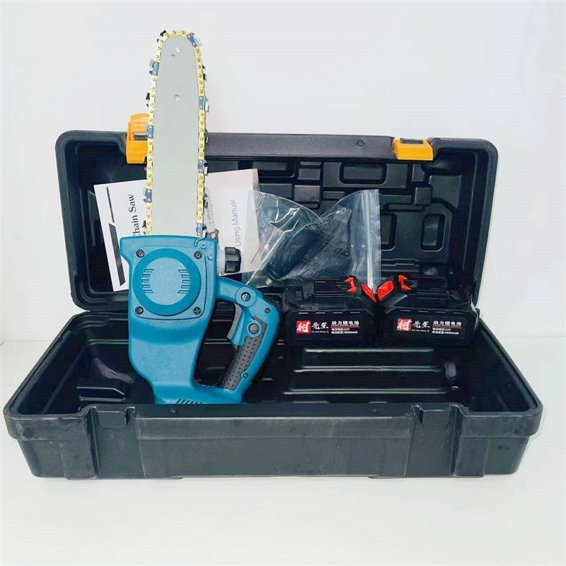 新款电动伐木锯小型手持电动户外电锯家用大功率油锯充电式无线砍
