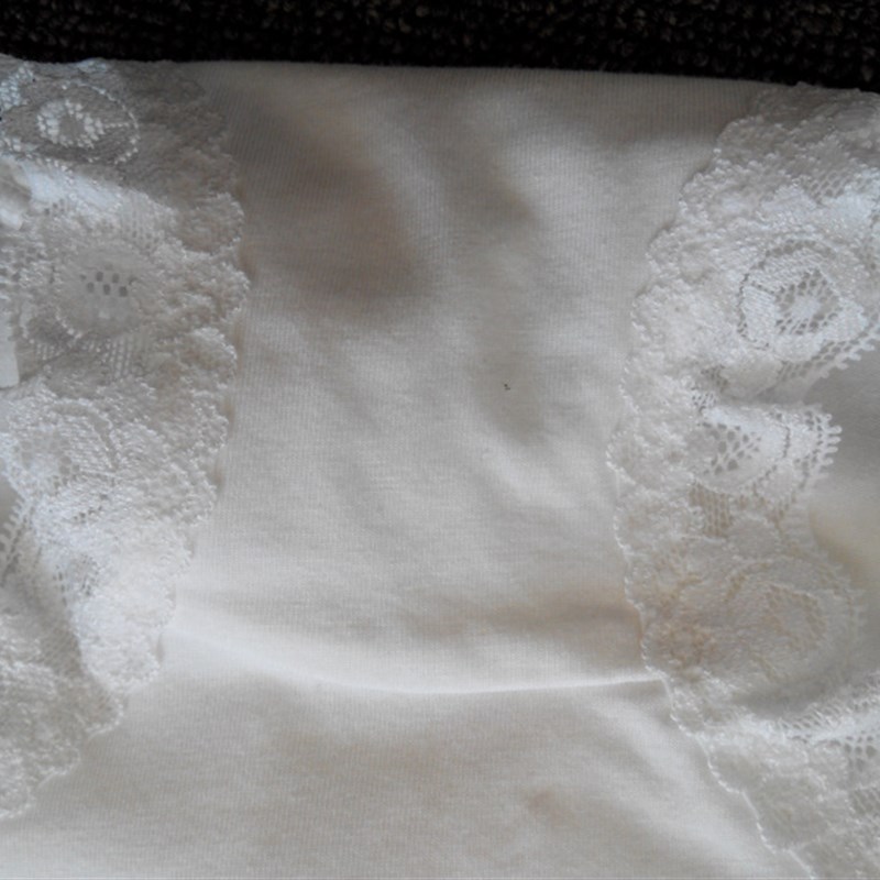 女士纯棉内裤小平角蕾丝无痕包臀贴身不夹档微收腹大码胖mm内裤