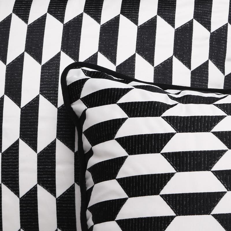 5ZV7黑白菱抱枕形拼绒布F759H85J简约接沙腰枕靠发垫几何高精密绣