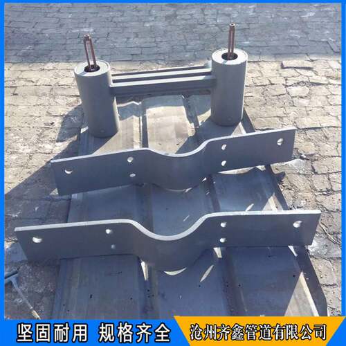 不保温立管用3螺栓管夹 防振型4螺栓管夹 管夹管卡抱箍管道支吊架