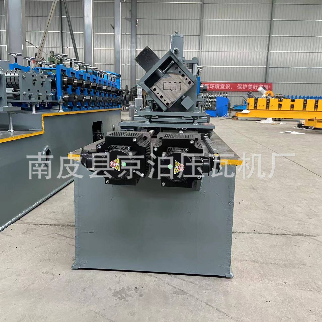 轻钢别墅龙骨吊顶龙骨隔墙龙骨成型设备冷弯成型机