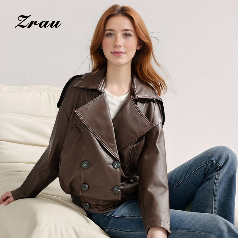 冬季新款纽扣设计感上衣女装