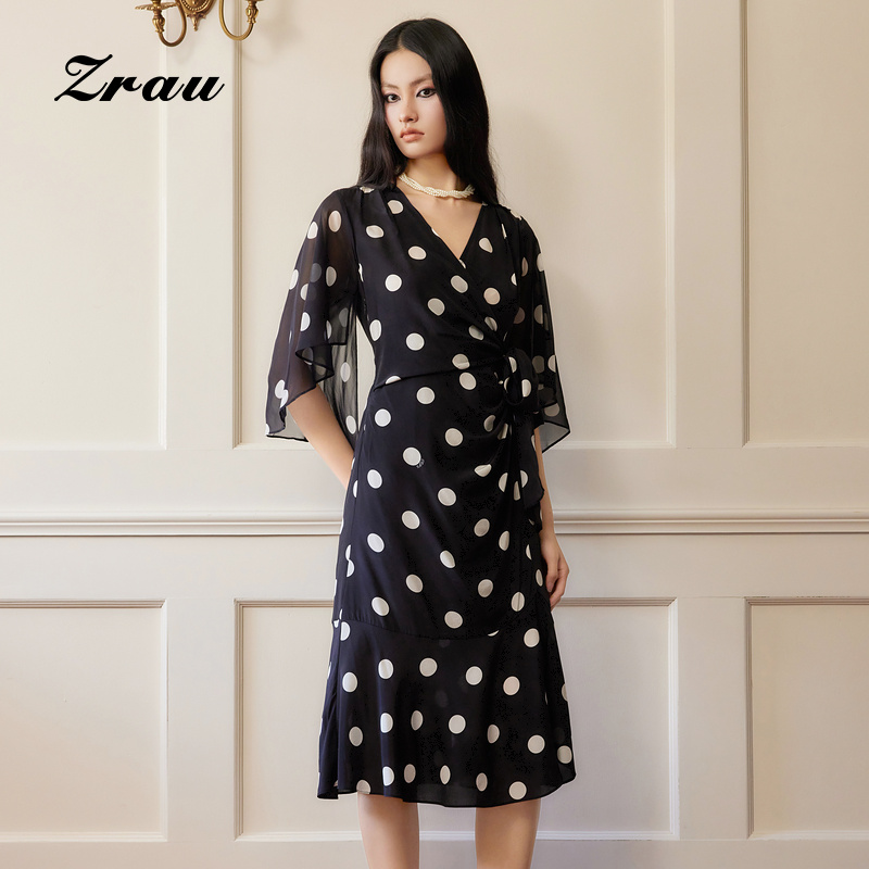 荷叶边袖V领波点连衣裙