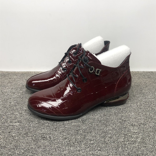 37码真皮漆皮女单靴春秋新款