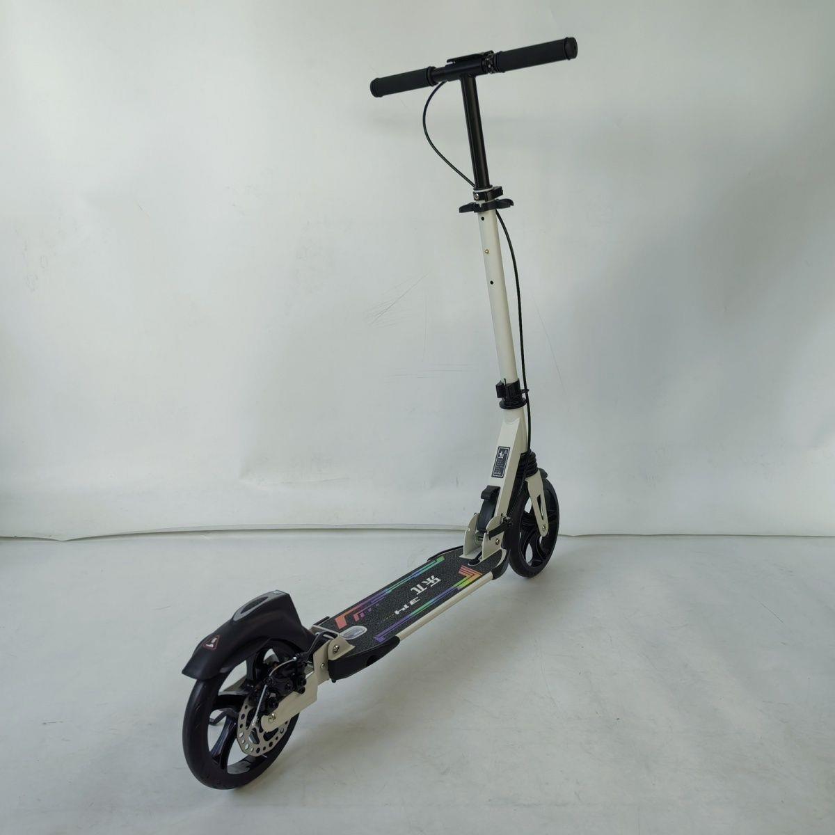 新款儿童青少年成人滑板