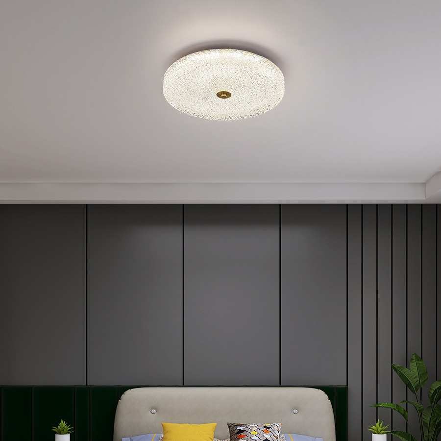 轻奢卧室吸顶灯简约现代三色防尘防虫家用温馨圆形水晶玻璃阳台灯