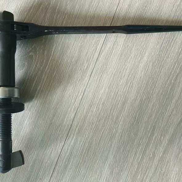 单双分裂导线间隔棒更换扳手 棘轮套筒拆卸电力工具